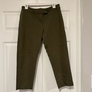 Liz Claiborne Olive Green Capris